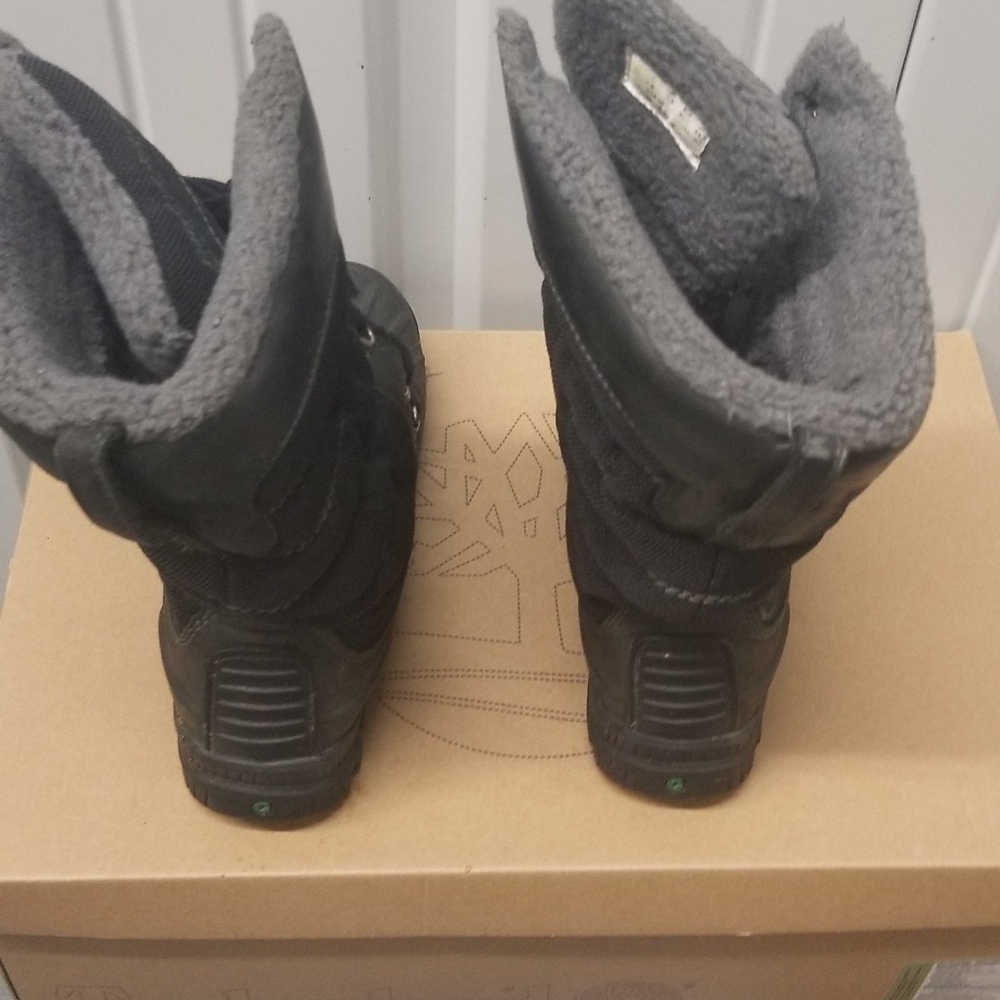 Boots - Picture 4 of 8